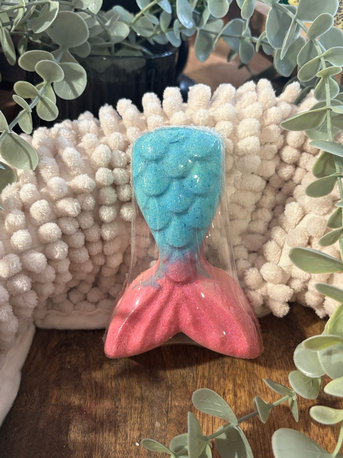 Mermaid Tail Bath Bomb - Strawberry 120g